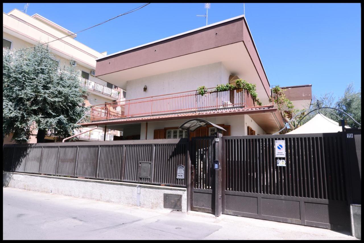 Il Villino Apartments Bari Buitenkant foto